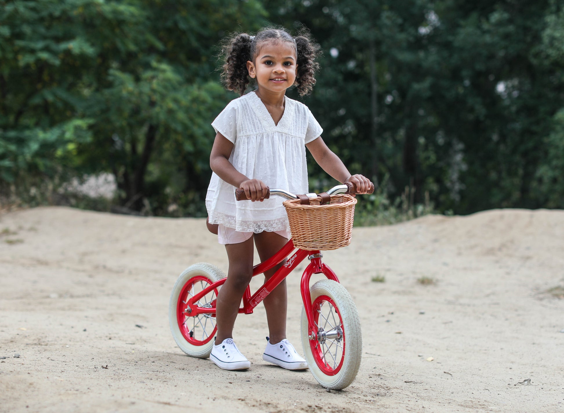 Childrens balance bike